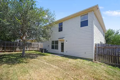 1966 Courtside Drive, Dallas, TX 75051 - Photo 31