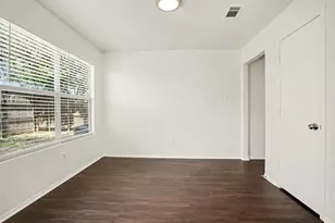 1966 Courtside Dr, Dallas, TX 75051 - Photo 13