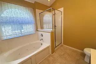 209 Moonlight Dr, Euless, TX 76039 - Photo 13