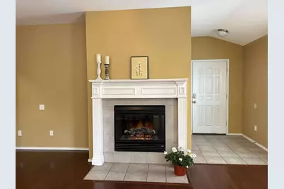 209 Moonlight Drive, Euless, TX 76039 - Photo 3