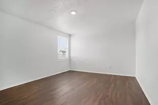 14847 Canyon Ridge Dr, Balch Springs, TX 75180 - Photo 17