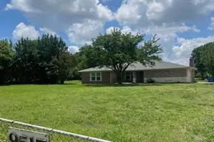 9517 Merritt Rd, Rowlett, TX 75089 - Photo 1