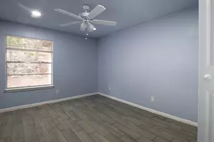 605 Blue Lake Dr, Fort Worth, TX 76103 - Photo 27