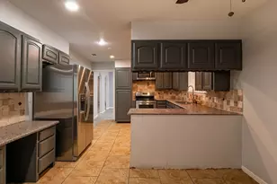 605 Blue Lake Dr, Fort Worth, TX 76103 - Photo 21