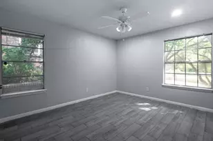 605 Blue Lake Dr, Fort Worth, TX 76103 - Photo 31