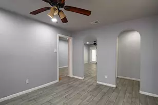 605 Blue Lake Dr, Fort Worth, TX 76103 - Photo 19
