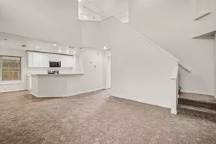 1125 Highland Station Dr, Saginaw, TX 76131 - Photo 5