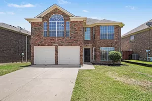 1125 Highland Station Dr, Saginaw, TX 76131 - Photo 1