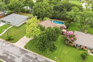 7609 N Forty Rd, North Richland Hills, TX 76182 - Photo 31