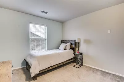 216 Bay, Waxahachie, TX 75165 - Photo 17