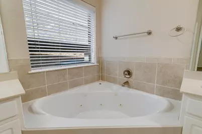 11570 Beeville Drive, Frisco, TX 75035 - Photo 13