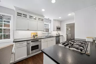 7030 Town North Drive, Dallas, TX 75231 - Photo 11