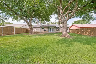 1911 Devonshire Drive, Arlington, TX 76015 - Photo 17