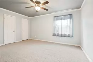 1911 Devonshire Dr, Arlington, TX 76015 - Photo 9