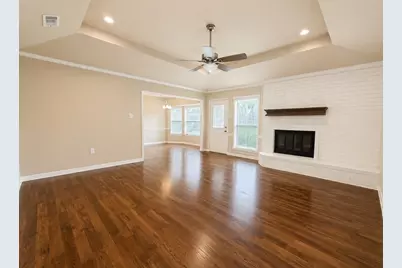 133 Springhill Drive, Hurst, TX 76054 - Photo 3