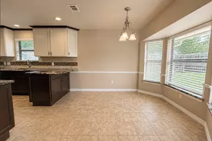 133 Springhill Dr, Hurst, TX 76054 - Photo 7