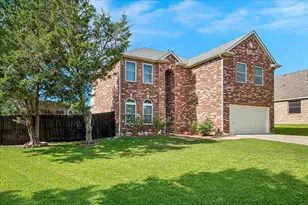 1141 Timberlake Ln, Lewisville, TX 75067 - Photo 3