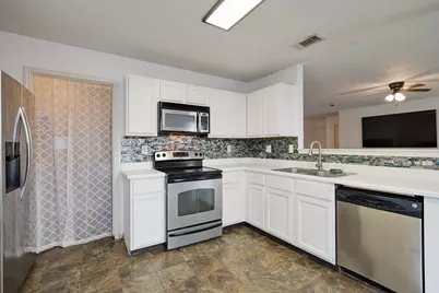 5600 Wiltshire Drive, Fort Worth, TX 76135 - Photo 11