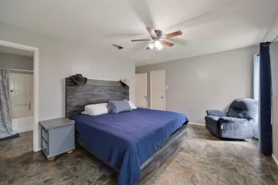 5600 Wiltshire Drive, Fort Worth, TX 76135 - Photo 13