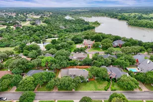 14035 Horseshoe Cir, Woodway, TX 76712 - Photo 37