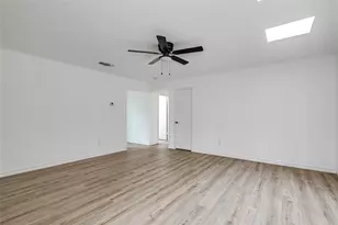 909 Kelley Dr, Everman, TX 76140 - Photo 9