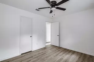 909 Kelley Dr, Everman, TX 76140 - Photo 21
