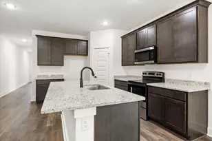 465 Peace Lily Wy, Tolar, TX 76476 - Photo 5