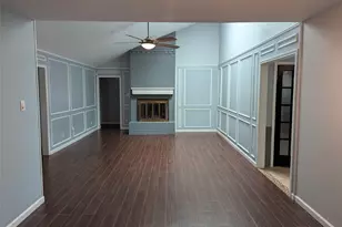 1816 Crooked Ln, Fort Worth, TX 76112 - Photo 7