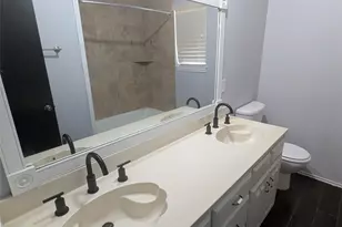 1816 Crooked Ln, Fort Worth, TX 76112 - Photo 25