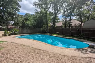 1816 Crooked Ln, Fort Worth, TX 76112 - Photo 39