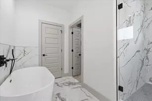 173 W Shore, Lewisville, TX 75057 - Photo 19