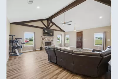 1032 Justin Drive, Springtown, TX 76082 - Photo 5