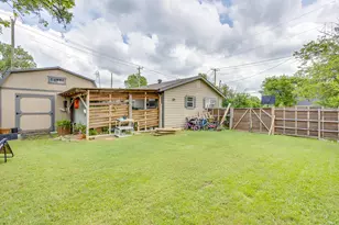 203 E Henderson St, Itasca, TX 76055 - Photo 33