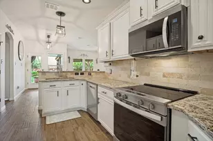 2221 Jocelyn Way, McKinney, TX 75071 - Photo 11