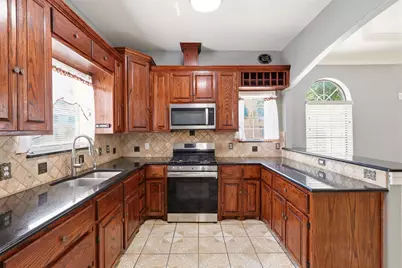 3129 New Haven Street, Irving, TX 75062 - Photo 13