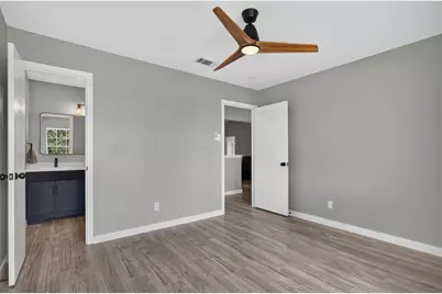 2303 McCoy Road, Carrollton, TX 75006 - Photo 25