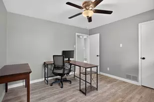 2303 McCoy Rd, Carrollton, TX 75006 - Photo 27