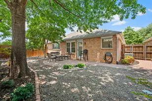 1916 Pine Ridge Dr, Bedford, TX 76021 - Photo 21