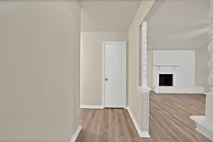 502 Pine Bluff Dr, Lewisville, TX 75067 - Photo 5