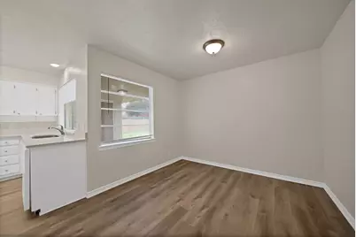 502 Pinebluff Drive, Lewisville, TX 75067 - Photo 9