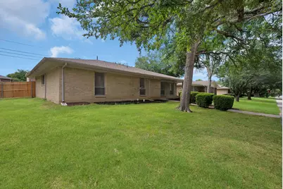 502 Pinebluff Drive, Lewisville, TX 75067 - Photo 3