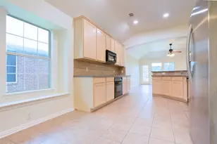 1429 Tree Top Dr, Frisco, TX 75033 - Photo 9