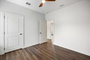2603 Creekview Dr, Granbury, TX 76048 - Photo 25