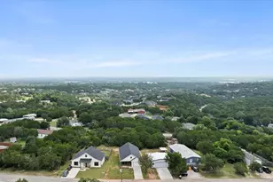 2603 Creekview Dr, Granbury, TX 76048 - Photo 35