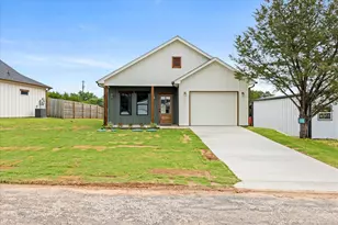 2603 Creekview Dr, Granbury, TX 76048 - Photo 39