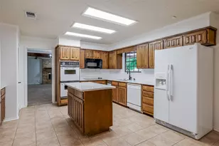 4533 Cinnamon Hill Dr, Fort Worth, TX 76133 - Photo 13