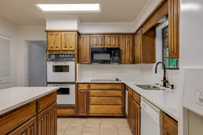 4533 Cinnamon Hill Drive, Fort Worth, TX 76133 - Photo 7