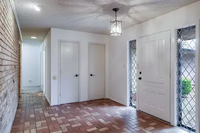 4533 Cinnamon Hill Drive, Fort Worth, TX 76133 - Photo 3