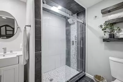 4905 Emerald Lake Drive, Fort Worth, TX 76103 - Photo 21