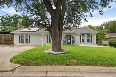 4905 Emerald Lake Drive, Fort Worth, TX 76103 - Photo 1